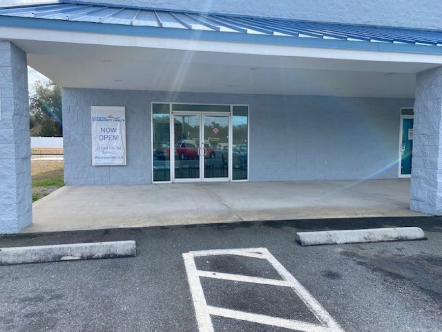 waynesville community clinic front door of building